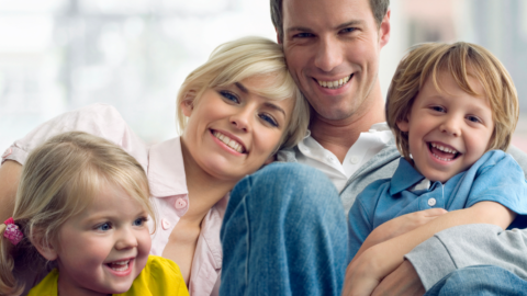 Smiling family - Totally Life